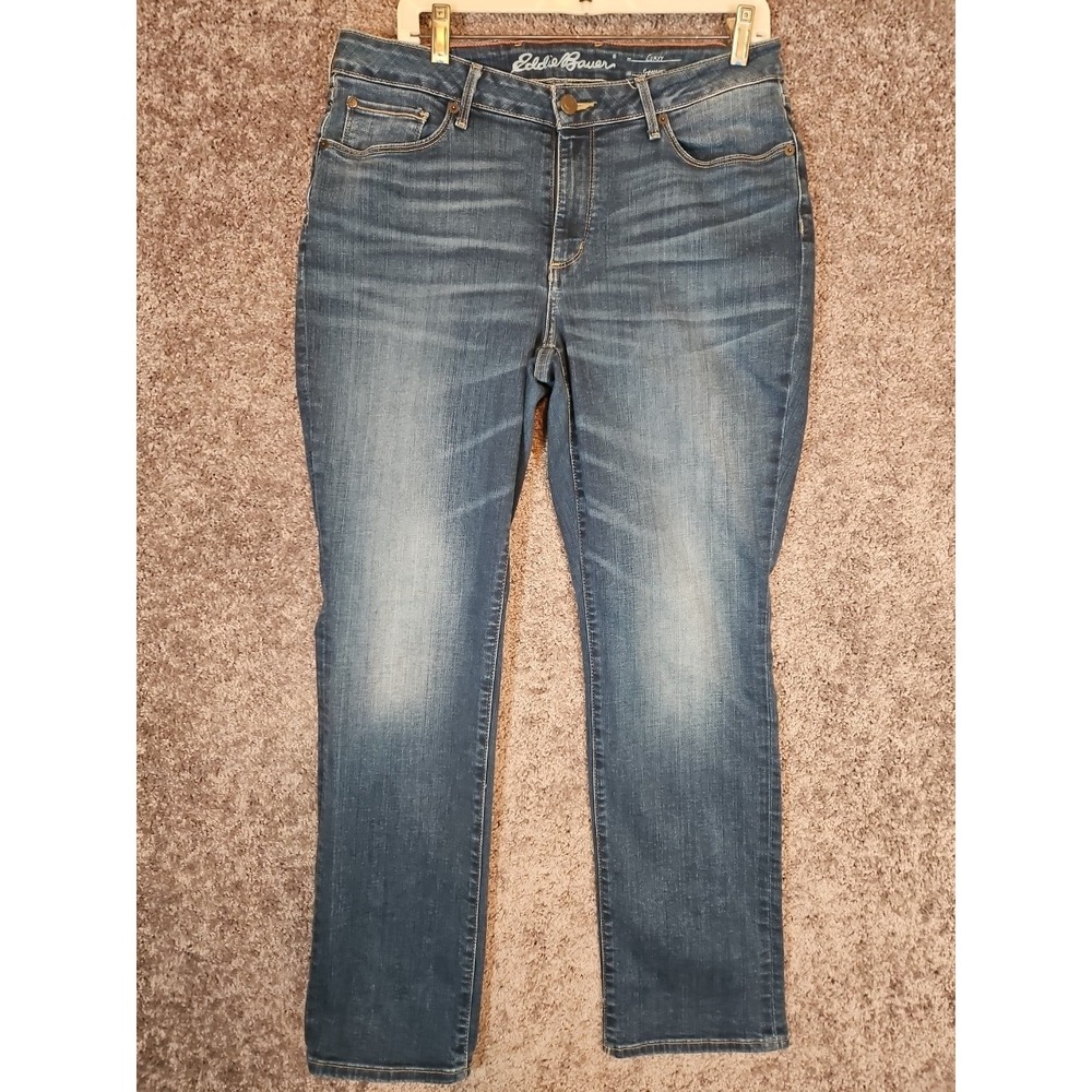 Womens Eddie Bower Lightly Distressed  Curvy Straight Jeans. S14